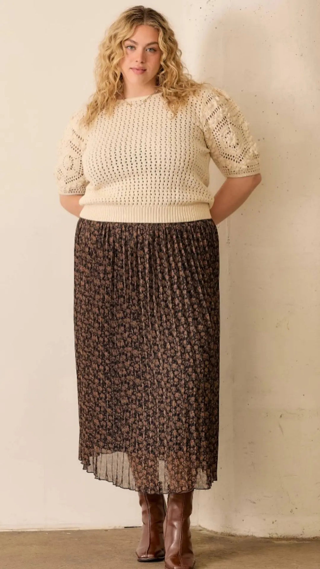 Plus - Autumn Petals Pleated Skirt