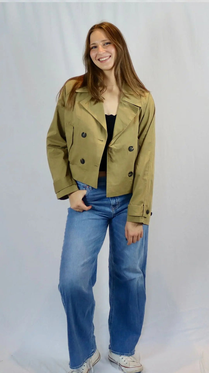 City Stroll Trench