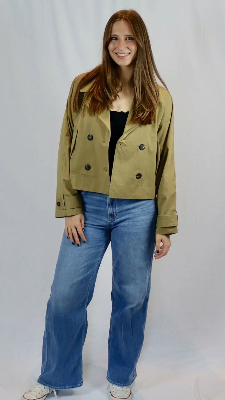 City Stroll Trench